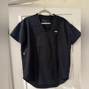 Figs Women’s Short Sleeve Black V-Neck Scrub Top - NWOT